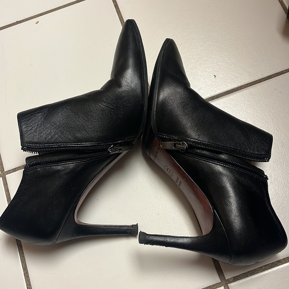 Via Spiga Black Leather Ankle Booties - Picture 7 of 7